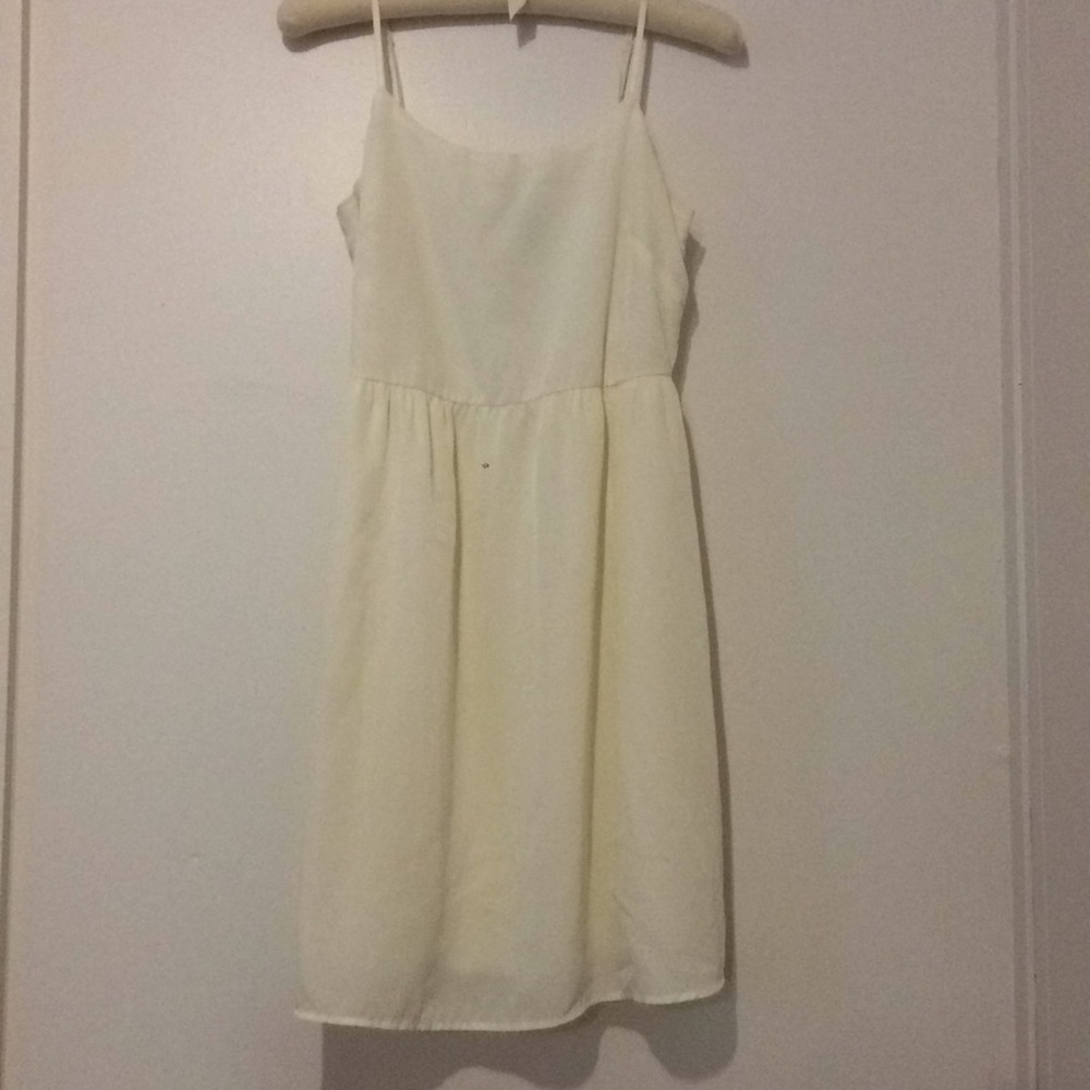 White/cream dress